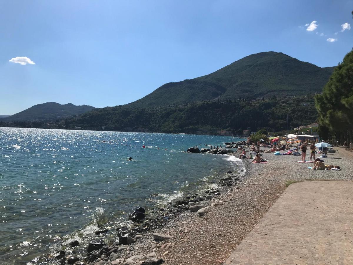 Panorama Lake View, Pool & Garden, 2 Bathrooms, Kingsize & Single-Beds, Fast Internet Toscolano Maderno Exterior photo