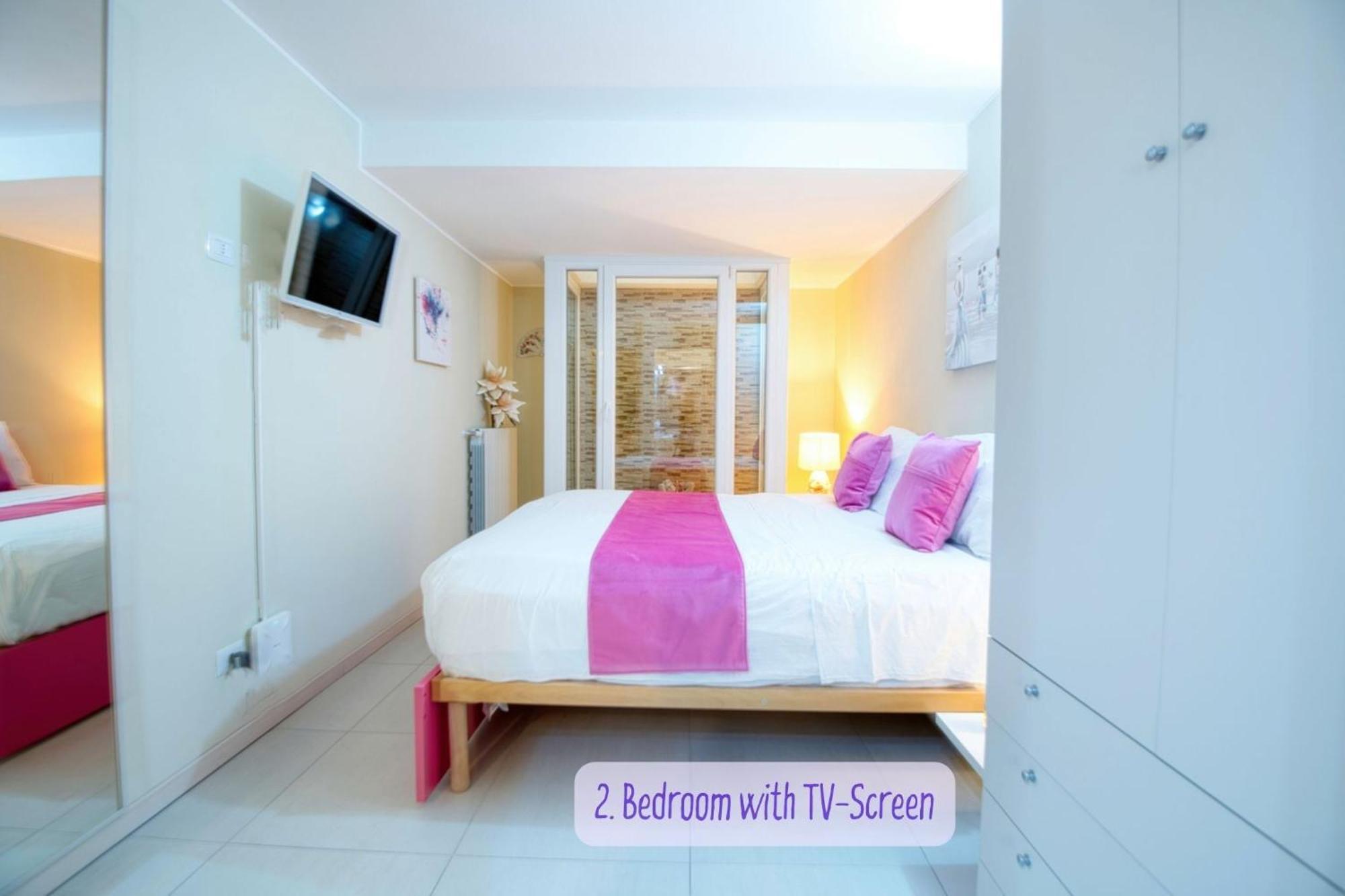 Panorama Lake View, Pool & Garden, 2 Bathrooms, Kingsize & Single-Beds, Fast Internet Toscolano Maderno Exterior photo